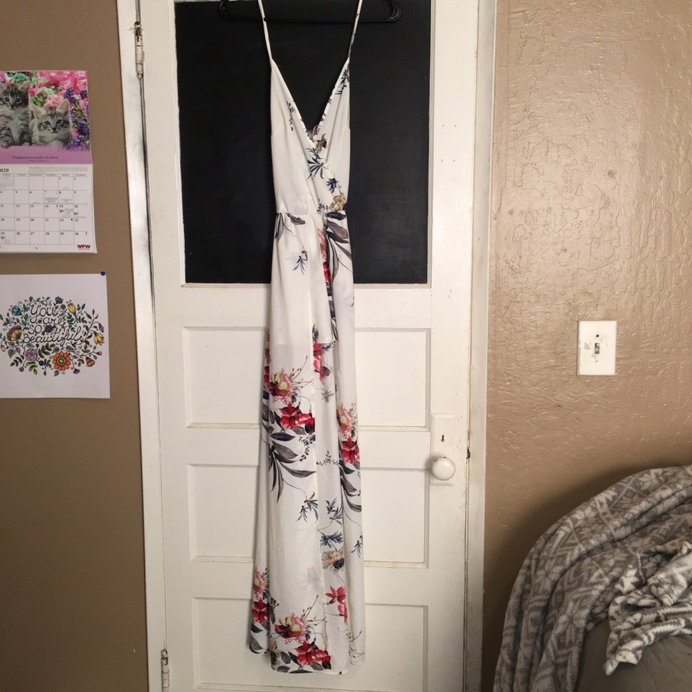 Long elegant floral dress 👗